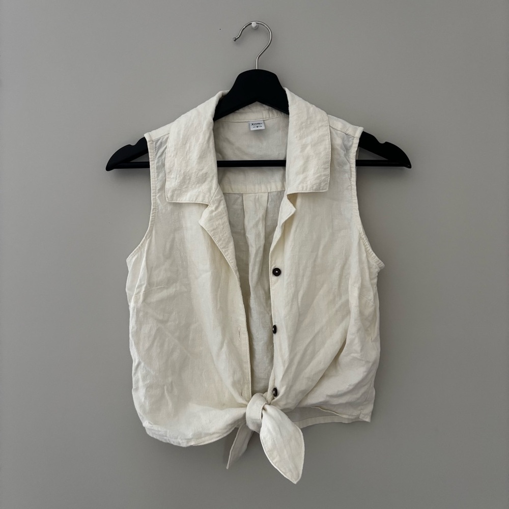 twik linen white sleeveless button down